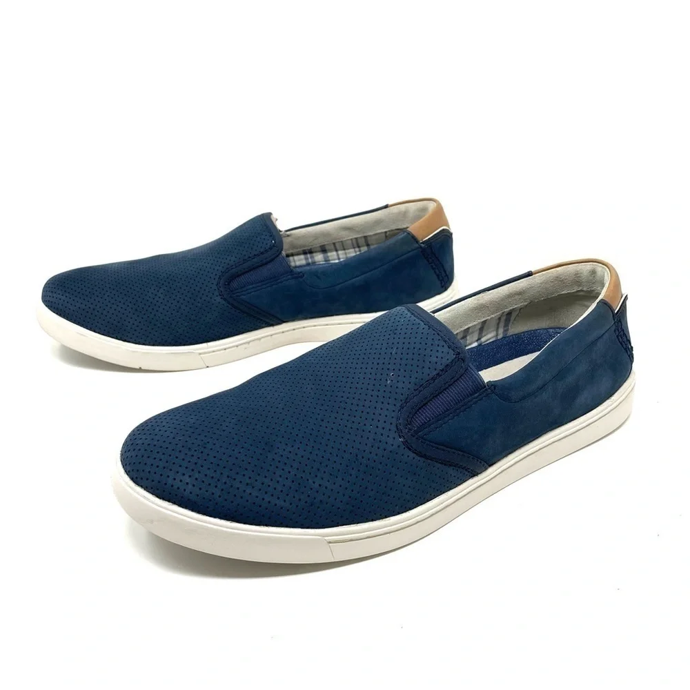 Clarks Newood Easy in Denim Blue Nubuck